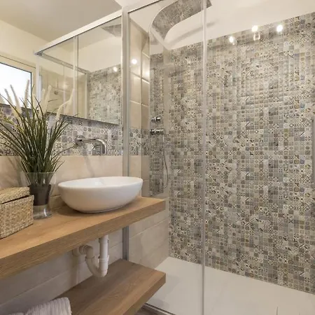 A Vista Ri Luocci Pensión 4*