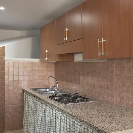 Pensión A Vista Ri Luocci 4*